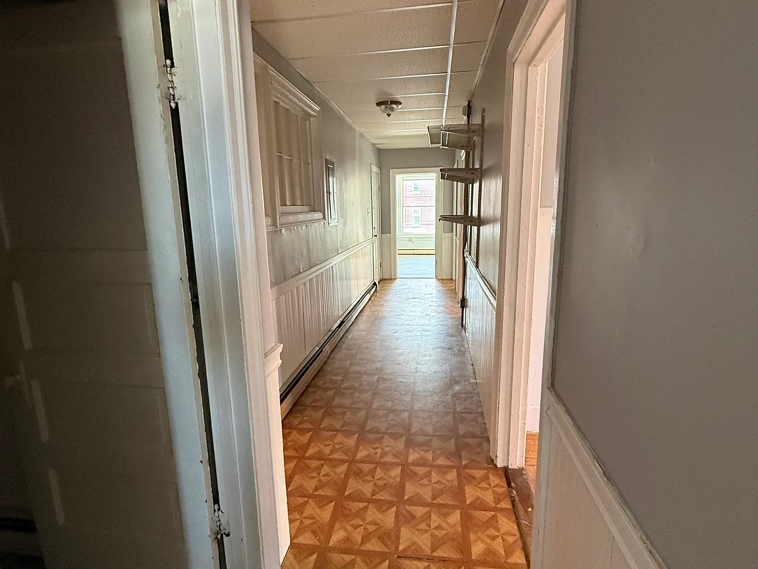 3 bed, $1,250 — Photo 4