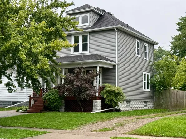 729 13th St, Port Huron, MI 48060