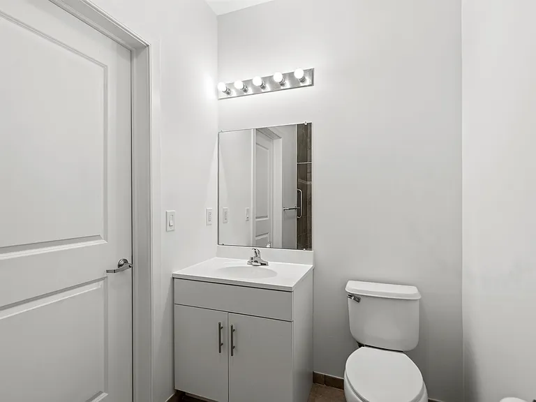 172 Culver Ave #407 — Photo 15