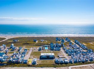 607 Center Sq W, Port Aransas, TX 78373