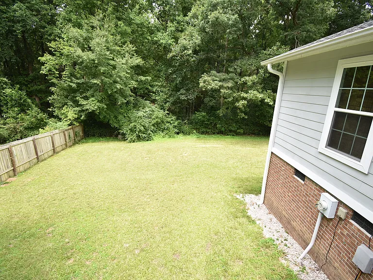9357 Castle Falls Cir — Photo 28