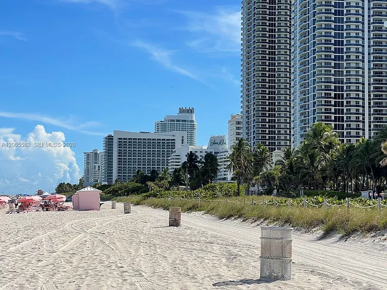 5001 Collins Ave #9E — Photo 13