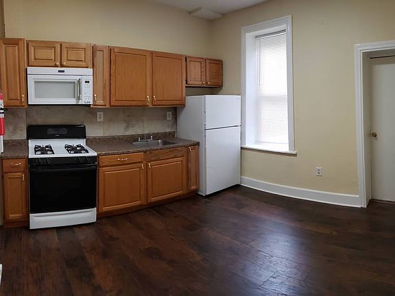 5th image of 45 E Church Ln APT 6