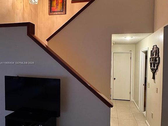 4th image of 15039 SW 89th Terr Road