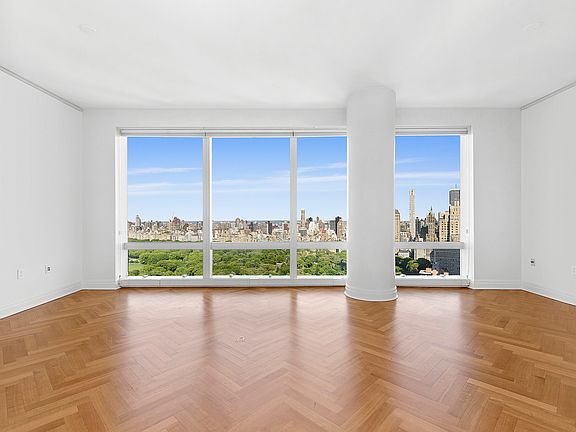 3rd image of 25 Columbus Cir #54D