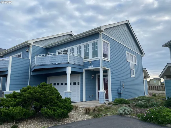 1359 Village Loop, Bandon, OR 97411