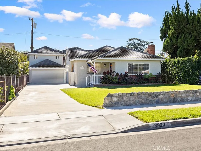 3920 Elma Rd — Photo 1