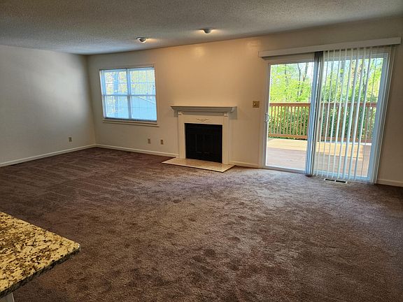 5th image of 804 Olde Pioneer Trl APT 142