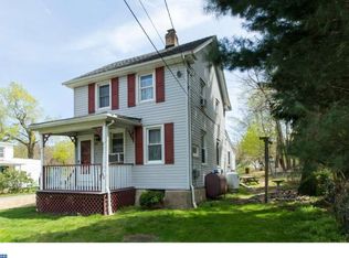 42 Chesterfield Rd, Columbus, NJ 08022