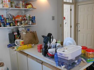 822 Beacon St #11, Boston, MA 02215