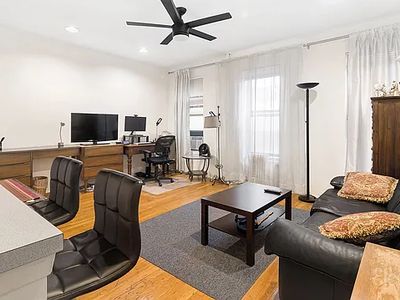 334 E 65th St APT 42, New York, NY, 10065