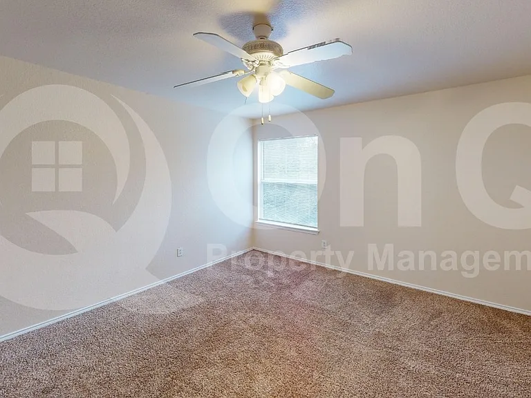 4009 Apple St — Photo 11