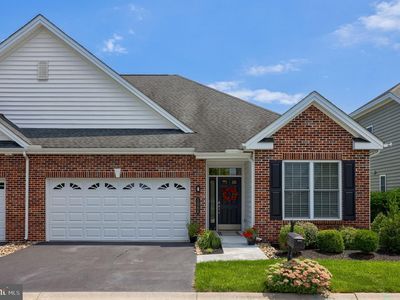 1068 Constitution Dr, Lititz, PA, 17543