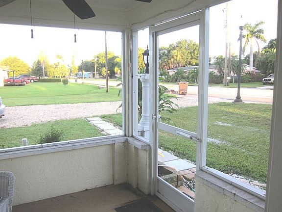 4th image of 521 Carmalita St