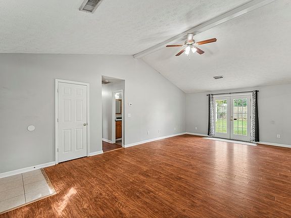 5th image of 260 Lee Road 437