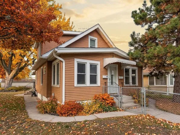 2306 California St NE, Minneapolis, MN 55418
