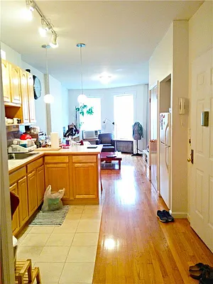 Rented by Temple Morrow LLC | media 32