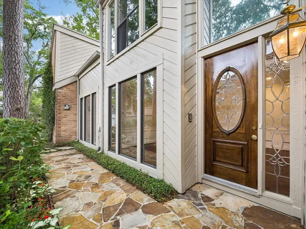 80 Sugarberry Cir, Houston, TX 77024