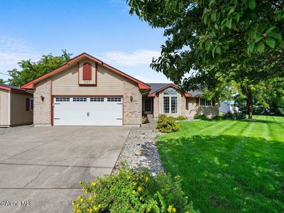 757 W Lacey Ave, Hayden Lake, ID, 83835