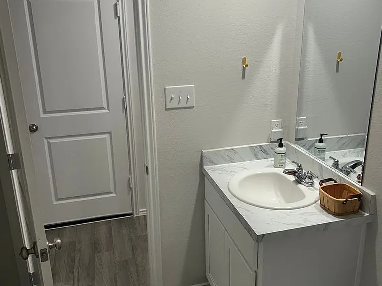 602 Clear Creek Ct — Photo 20