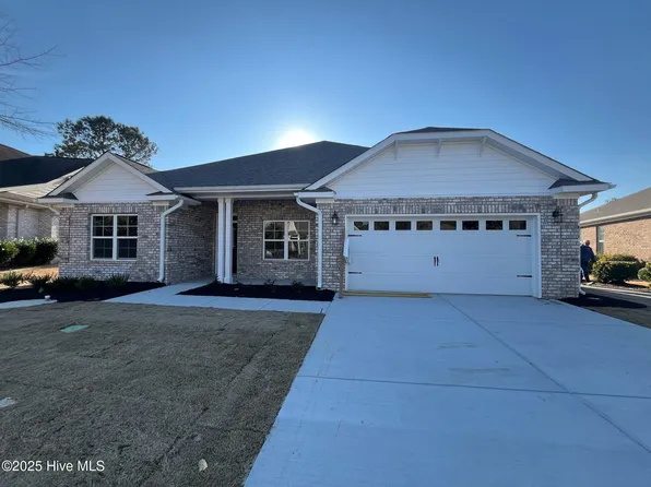 1206 Liset Court SE, Bolivia, NC 28422