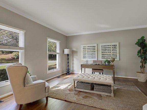 4th image of 14009 Montrachet Ln