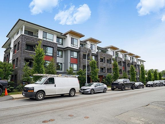 2nd image of 2160 Grant Ave #201