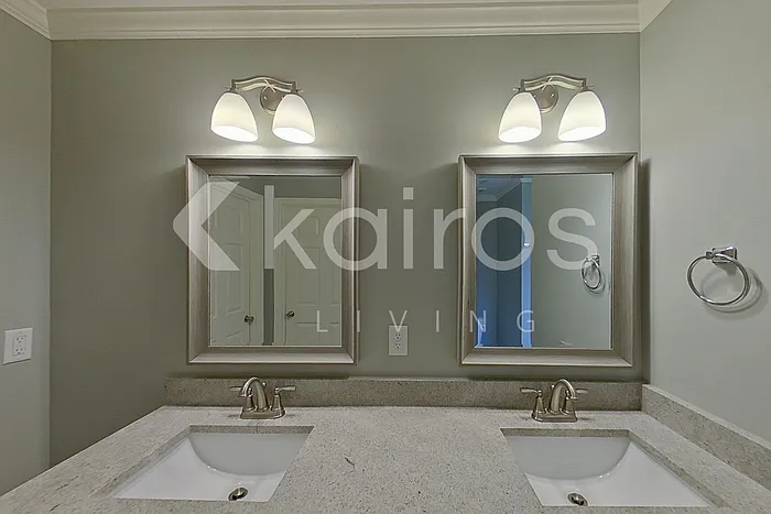 162 Eastwood Ln — Photo 9