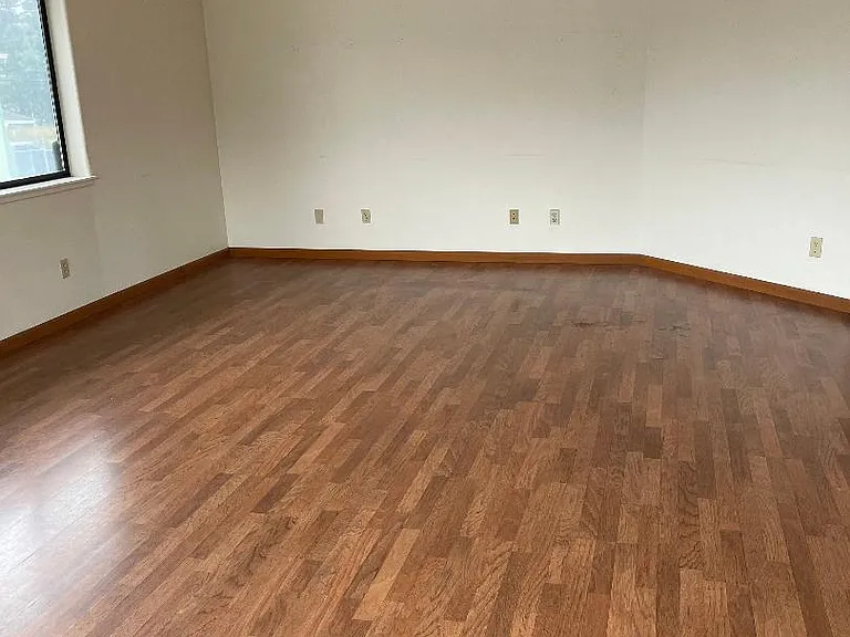 Unit Photo