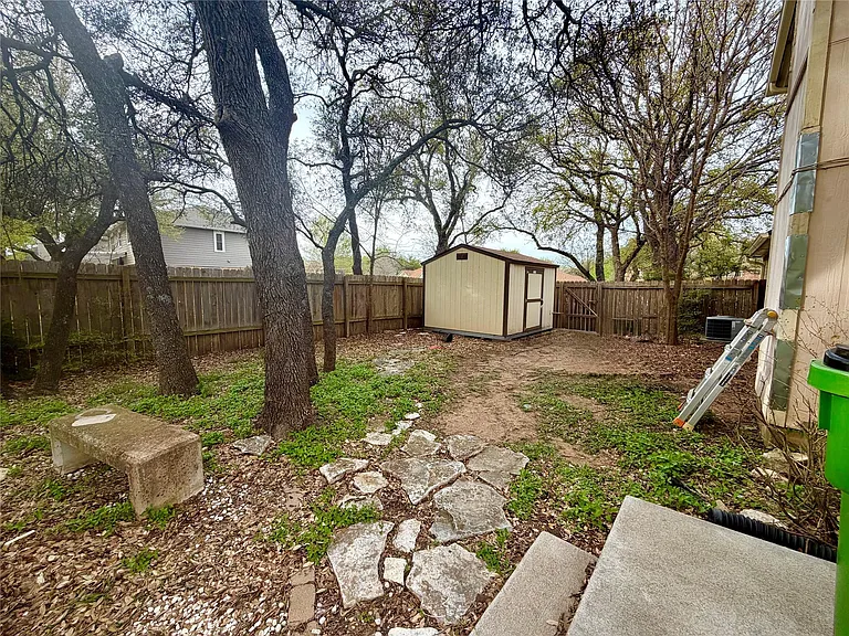 17844 Park Valley Dr — Photo 38