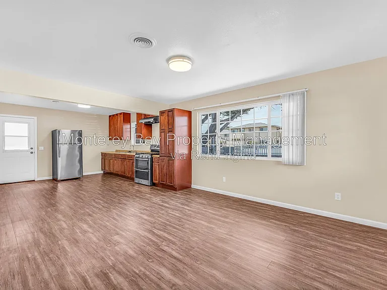 229 Hillcrest Ave #1-1-1 — Photo 10