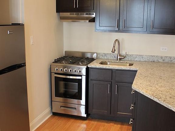 5th image of 612 W Patterson Ave APT 601