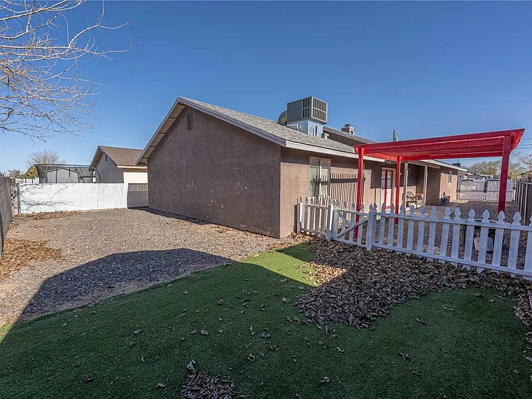 3571 N Moore St — Photo 27