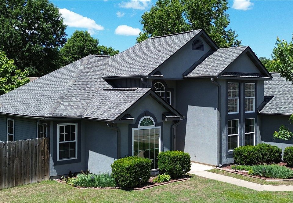 1st image of 3029 N Quartz Dr
