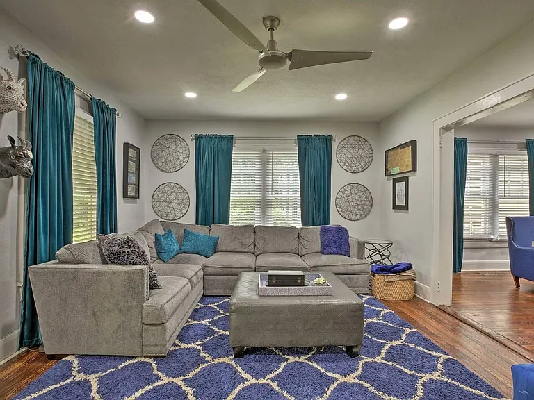 670 Waldo St SE #1 — Photo 3