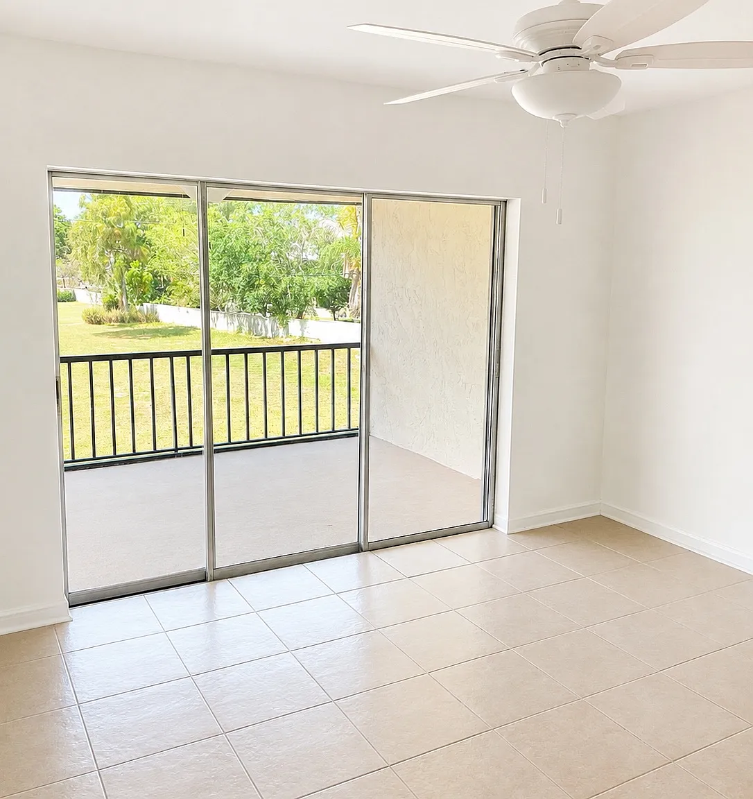 2 bed, 1100 sqft, $1,825 — Photo 1