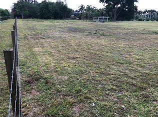 18900 SW 57th Ct, Southwest Ranches, FL 33332