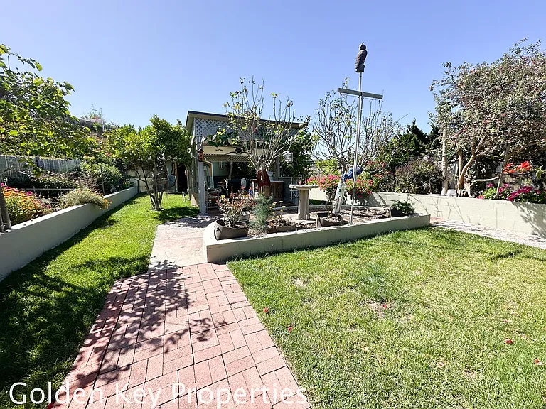 3577 Mira Pacific Dr — Photo 23