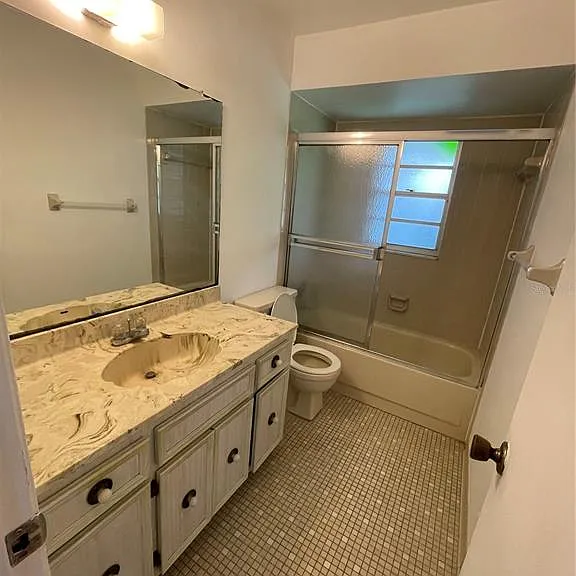 12 Farraday Ln #A — Photo 9