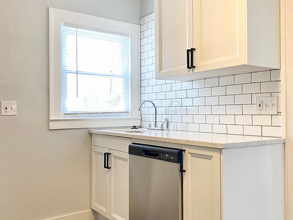 kitchen - Sink Base, Dishwasher