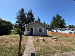 1009 Oregon St #A, North Bend, OR 97459