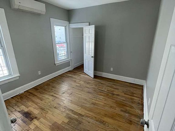 2nd image of 47 N 16th St #1F