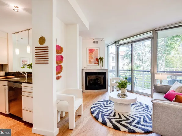 1300 13th St NW APT 309, Washington, DC 20005