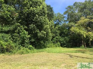 411 Railroad St, Glennville, GA 30427