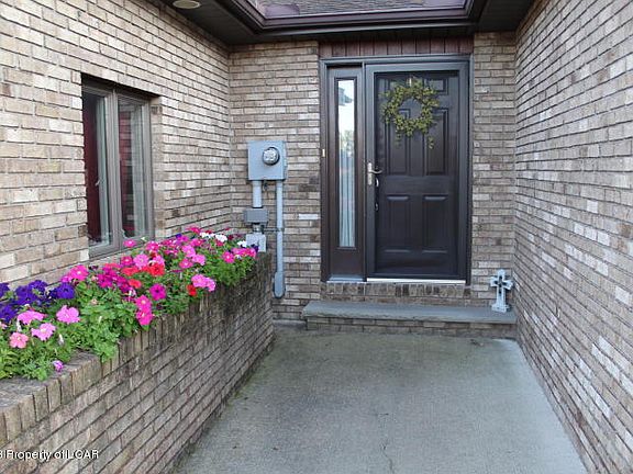 5th image of 52 Countrywood Dr