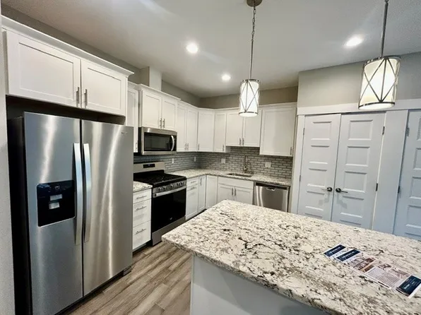 5683 Sunstone Pl #102, Ferndale, WA 98248