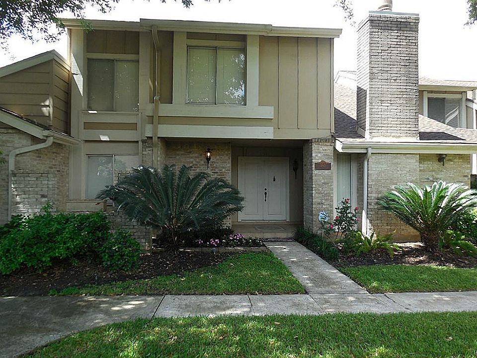 1st image of 11615 Village Place Dr #172