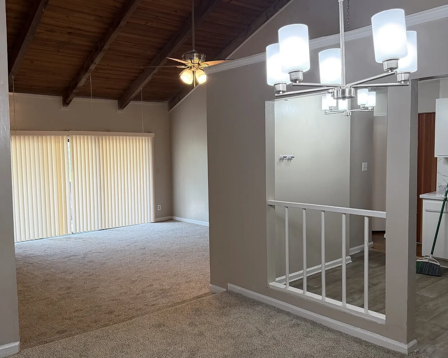 2 bed, 2.0 bath, 1148 sqft, $1,590 — Photo 1