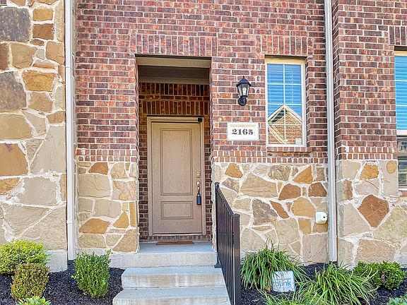 3rd image of 2165 Steer Creek Pl
