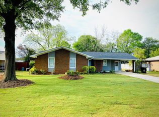 206 Gawin Dr, Warner Robins, GA 31093